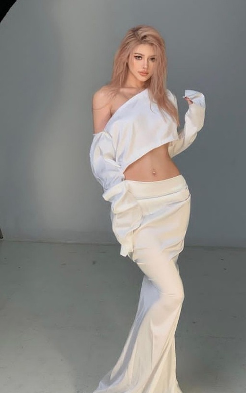 Descubre la Magia de Jazmín Star en Madrid